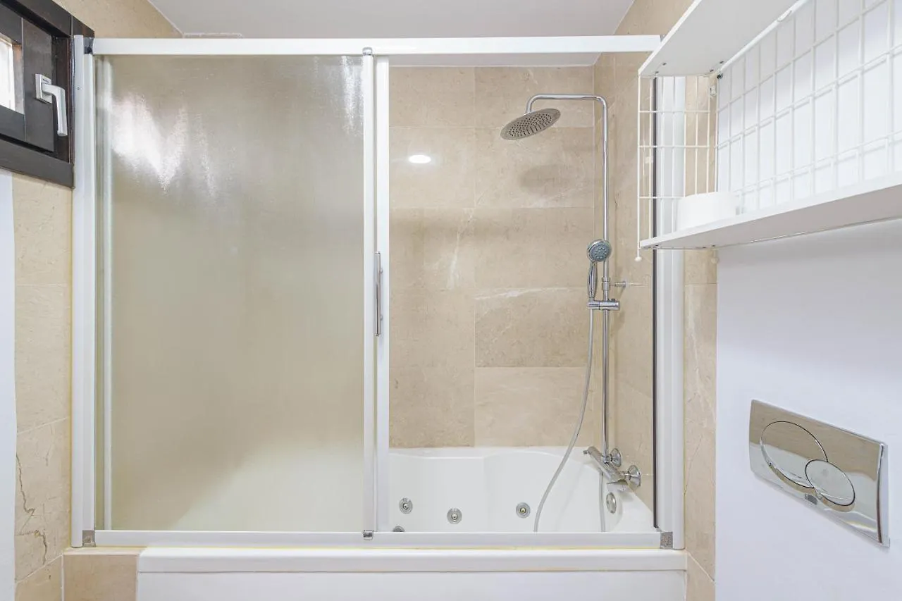 Wintowinrentals Adosado Premium En La Costa Del Sol Torre de Benagalbοn 0*,  Ισπανία